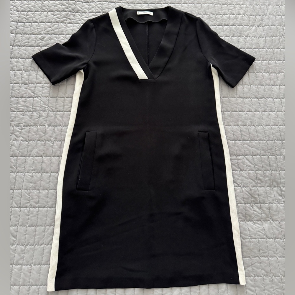 Mango Black V-Neck Top with White Accent with Pockets
